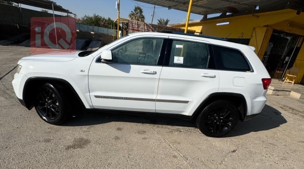 جيب جراند شيروكي